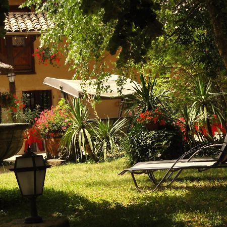 Hostellerie Sarrasine - Macon Est Replonges Exterior foto